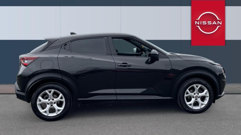 Nissan Juke 1.0 DiG-T 114 N-Connecta 5dr Petrol Hatchback